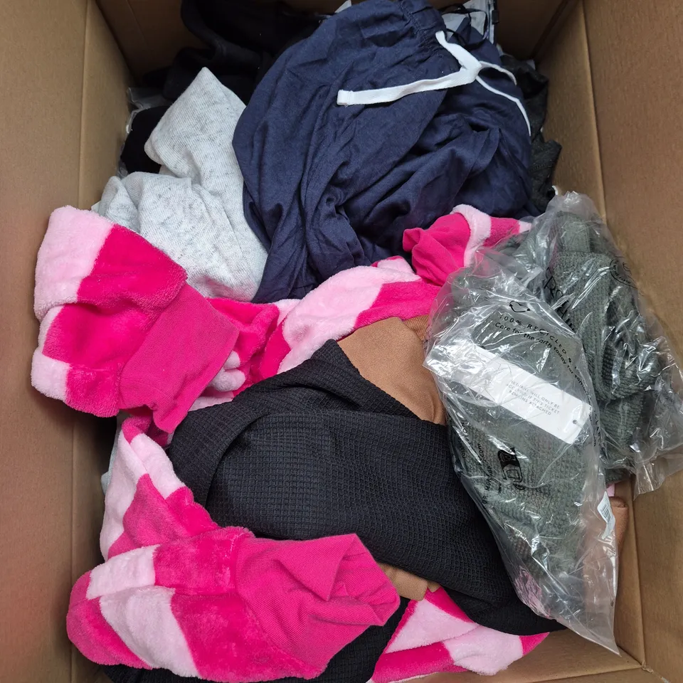 LARGE BOX OF ASSORTED CLOTHING ITEMS IN VARIOUS SIZES, STYLES AND COLOUR - COLLECTION ONLY