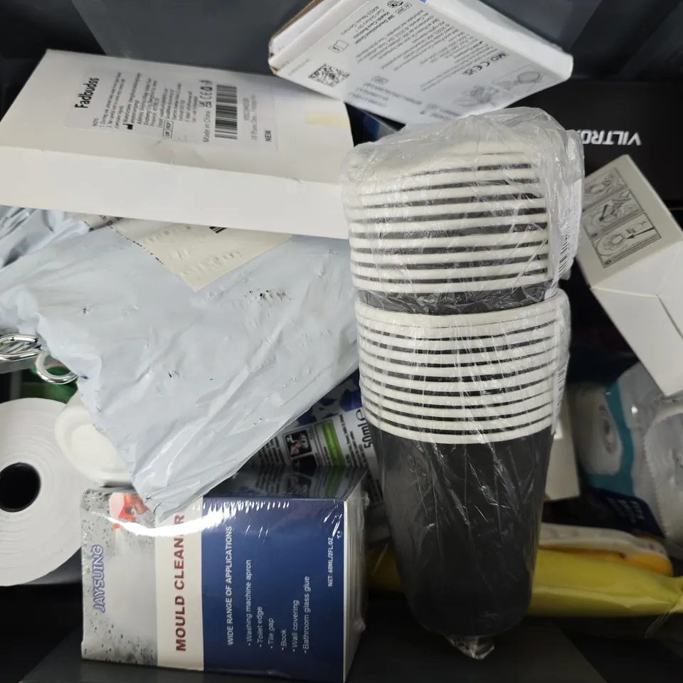 BOX OF ASSORTED ITEMS TO INCLUDED BATHROOM DESCALE - ANT CLEAR - DARTMOUTH 