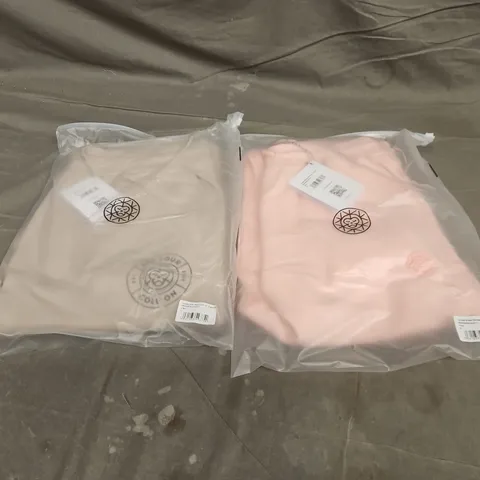 APPROXIMATELY 20 ASSORTED BAGGED CLOTHING ITEMS IN VARIOUS SIZES TO INCLUDE UNISEX GET YOUR COLD ON JOGGERS IN CLAY & UNISEX BRASS MONKEY JOGGERS IN PINK
