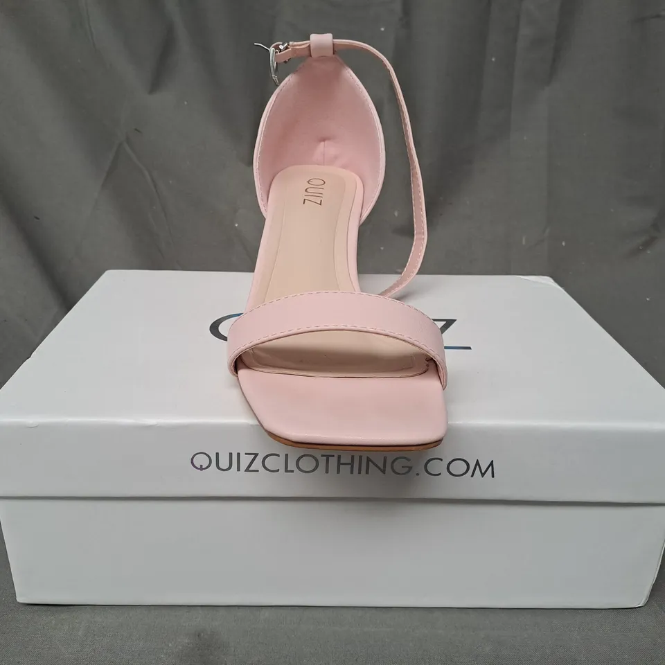 BOXED PAIR OF QUIZ BLOCK HEEL OPEN TOE SANDALS IN PINK SIZE 5