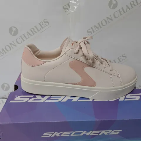 BOXED SKECHERS COURT CLASSICS BLUSH SIZE 3