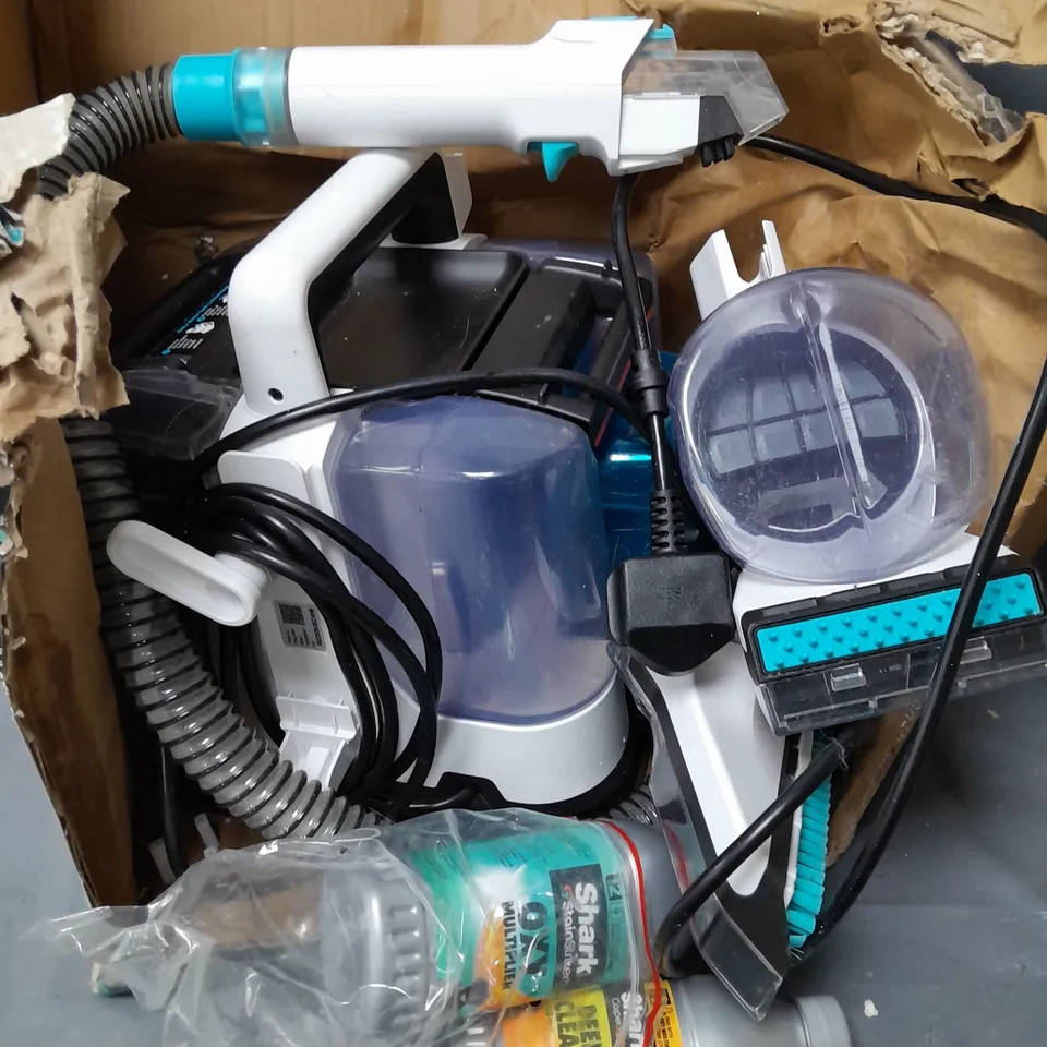 SHARK STAINSTRIKER PET STAIN & SPOT CLEANER PX200UKT RRP £169