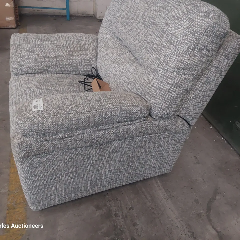 QUALITY BRITISH DESIGNER G PLAN SEATTLE POWER RECLINING EASY CHAIR REMCO LIGHT GREY FABRIC 