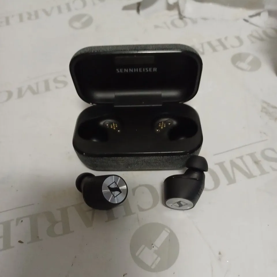 SENNHEISER EARBUDS