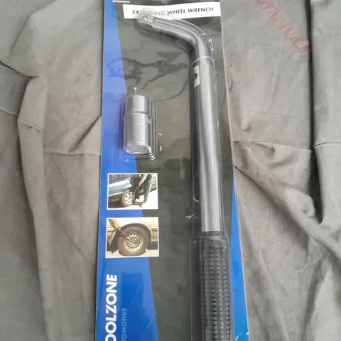 TOOLZONE EXTENDED WRENCH