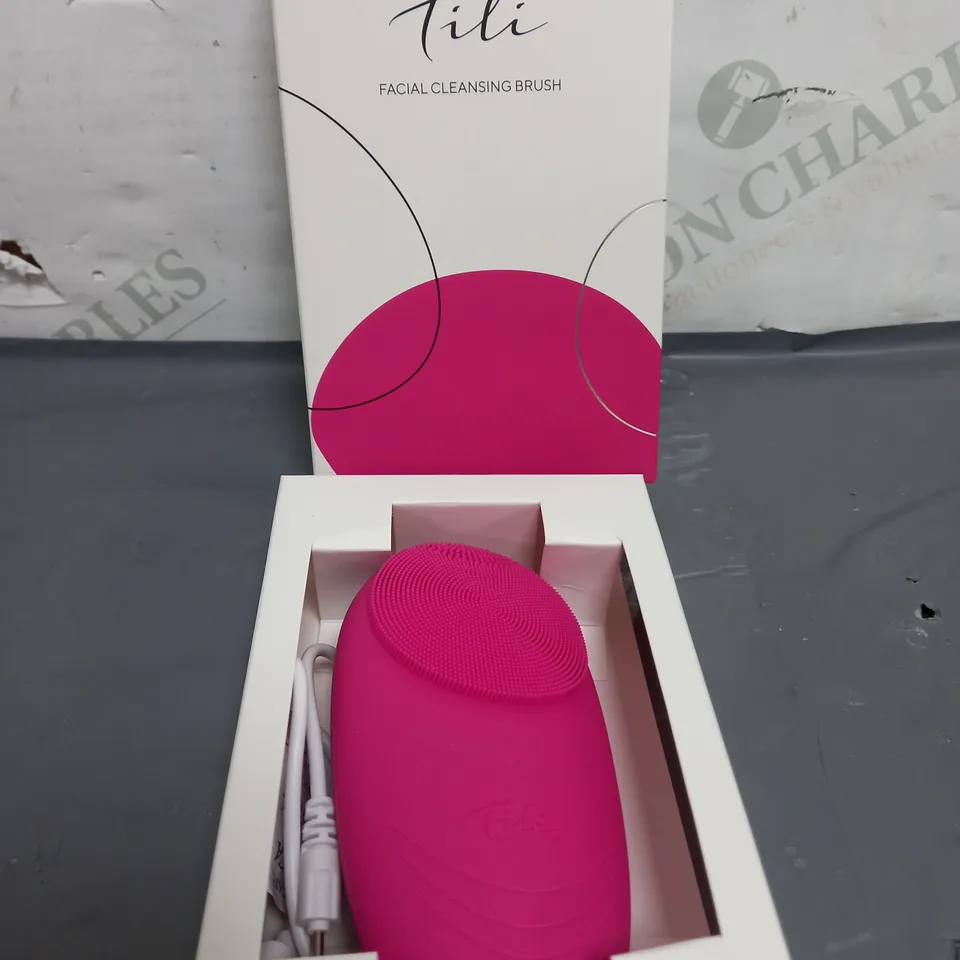 TILI RECHARGEABLE VARIABLE SPEED SILICONE FACIAL CLEANSING BRUSH FUCHSIA