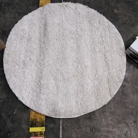SHAGGY LUSH CREAM RUG APPROXIMATELY 100CM ROUND 