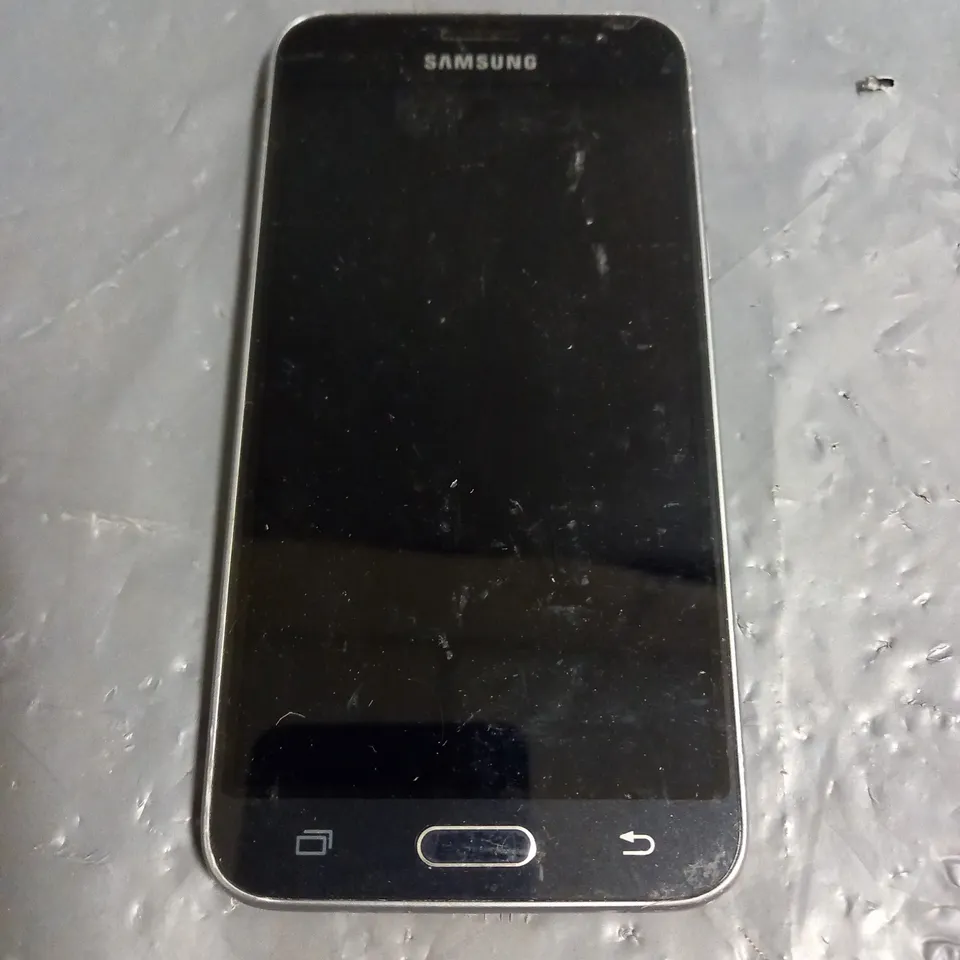 SAMSUNG GALAXY J3 2016 SMARTPHONE IN BLACK