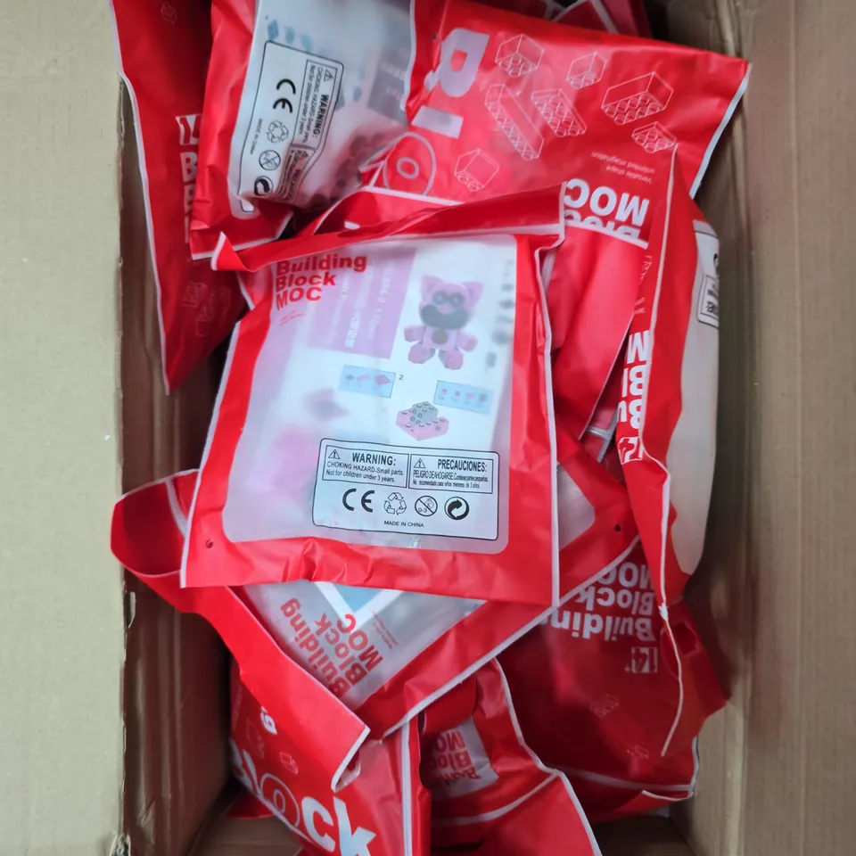 BOX OF APPROXIMATELY 40 ASSORTED BUILDING BLOCK MOC TOYS