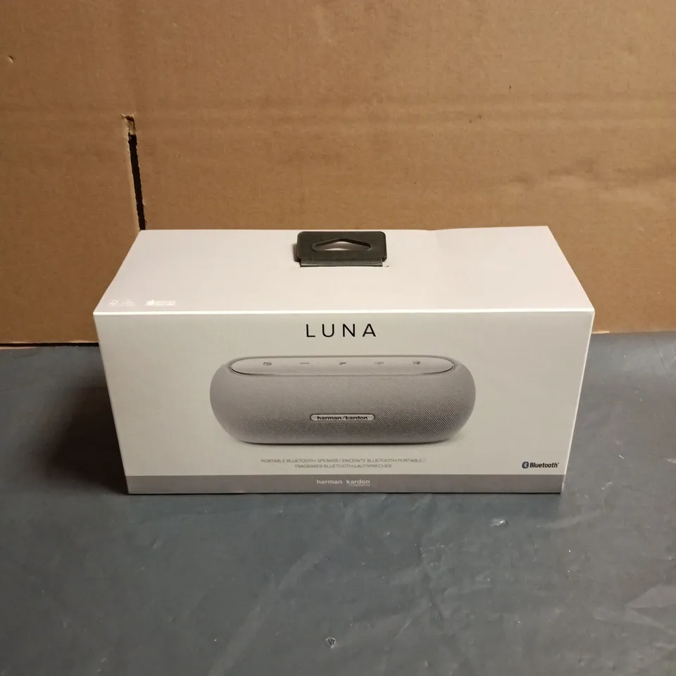 HARMAN LUNA PORTABLE BLUETOOTH SPEAKER BOXED