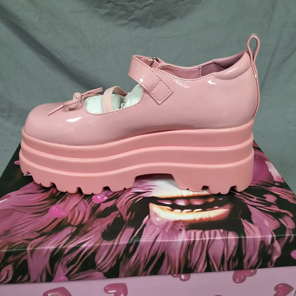 BOXED KOI KAWAII DOLL TRIDENT MARY JANE'S IN PINK -UK 4