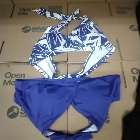 PALLET OF BRAND NEW WOMENS QUALITY DESIGNER CLOTHES APPROXIMATELY TO INCLUDE; SWIMMING OUTFITS, SKIRTS, TOPS ETC