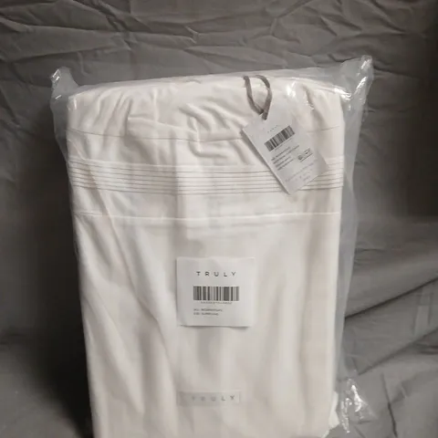 TRULY WHITE BEDDING SET SUPER KING SIZE