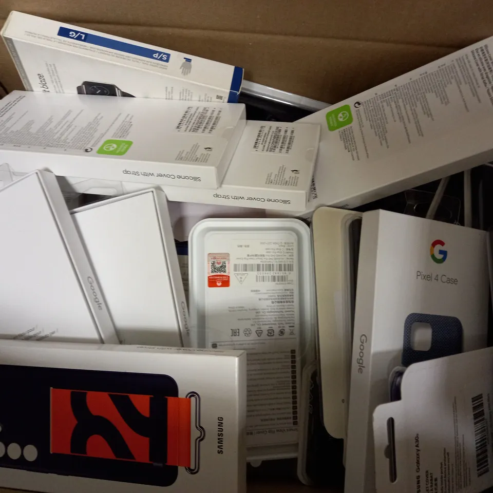 BOX OF APPROX 30 ASSORTED PROTECTIVE PHONE CASES FOR VARIOUS MODELS TO INCLUDE - PIXEL 4 CASE - SILICONE COVER THE STRAP - GEAR4 CRYSTAL PALACE IPHONE 2020 5.4 ECT