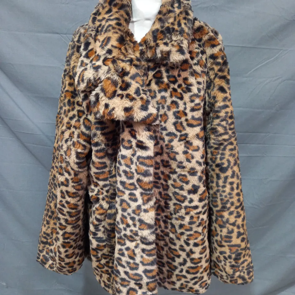 CENTIGRADE FAUX FUR COAT IN LEOPARD PRINT SIZE 3XL