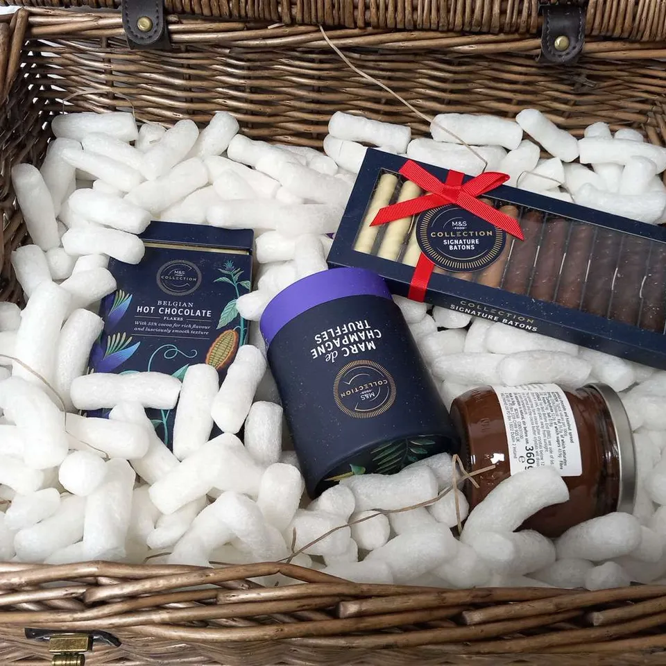 MARKS AND SPENCERS GIFT HAMPER
