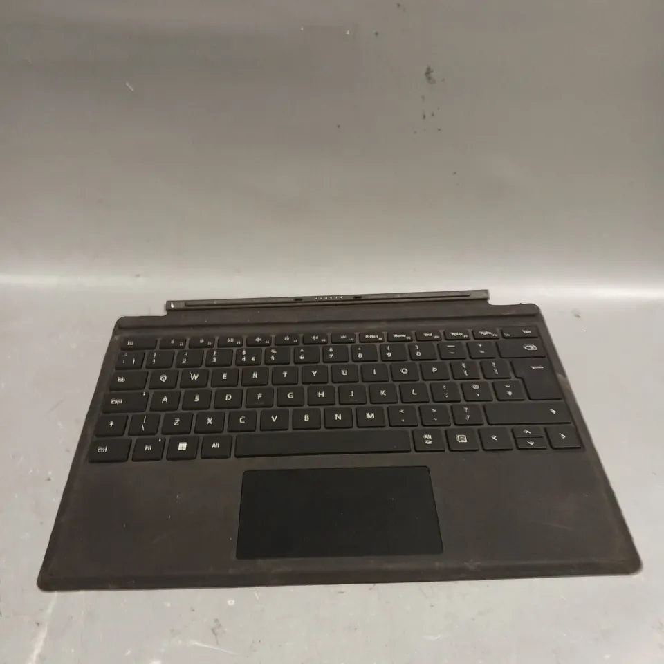 MICROSOFT SURFACE PRO KEYBOARD COVER 
