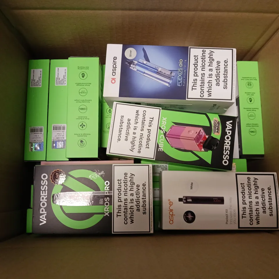 APPROXIMATELY 20 VAPES & E-CIGARETTES TO INCLUDE VAPORESSO LUXE Q, ASPIRE FLEXUS, VAPORESSO XROS CUBE, ETC