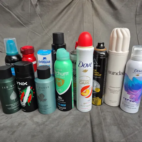 APPROXIMATELY 12 ASSORTED AEROSOLS TO INCLUDE - DOVE SHOWER MOUSSE - SUNDAE COCONUT CREAM SHOWER FOAM - OLD SPICE DEODORANT - ETC - COLLECTION ONLY