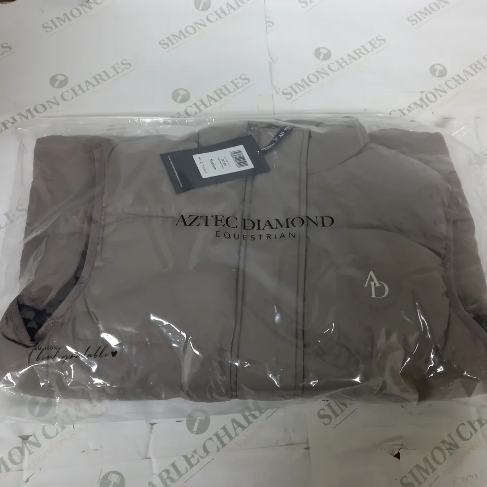 BAGGED AZTEC DIAMOND PUFFER GILET SIZE M