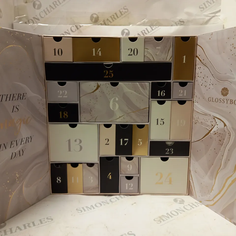 BOXED GLOSSYBOX FEEL THE MAGIC ADVENT CALENDAR 