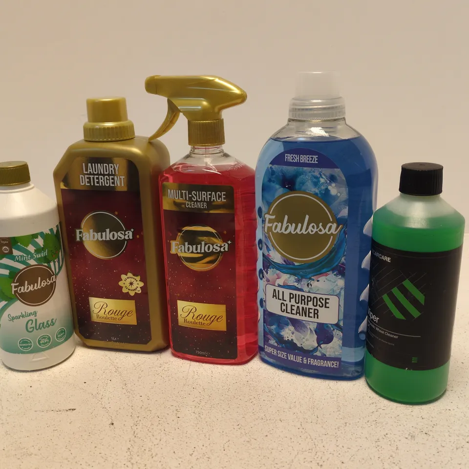 APPROXIMATELY 9 ASSORTED LARGE LIQUIDS TO INCLUDE EZCARCARE VIPER WHEEL CLEANER, LAUNDRY DETERGENT, MULTIPURPOSE CLEANER, ETC - COLLECTION ONLY
