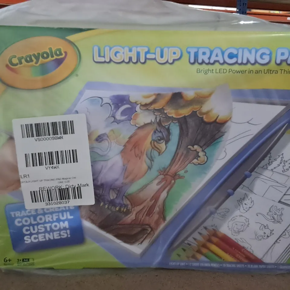 CRAYOLA LIGHT UP TRACING PAD 