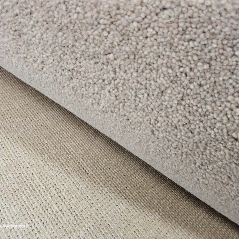 ROLL OF QUALITY BURFORD TWIST ELITE 50 SHILTON CARPET APPROXIMATELY 4M × 7M