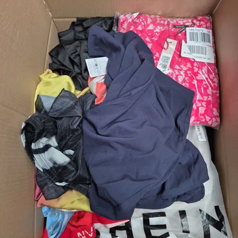 LARGE BOX OF ASSORTED CLOTHING ITEMS IN VARIOUS SIZES, STYLES AND COLOUR 