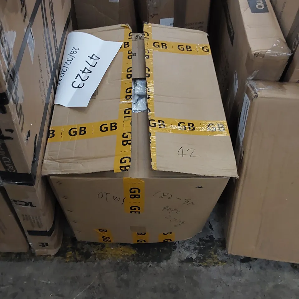 BOX OF APPROXIMATELY 40 X SANKINKEE PHOTOGRAPHY LIGHT BOXES 