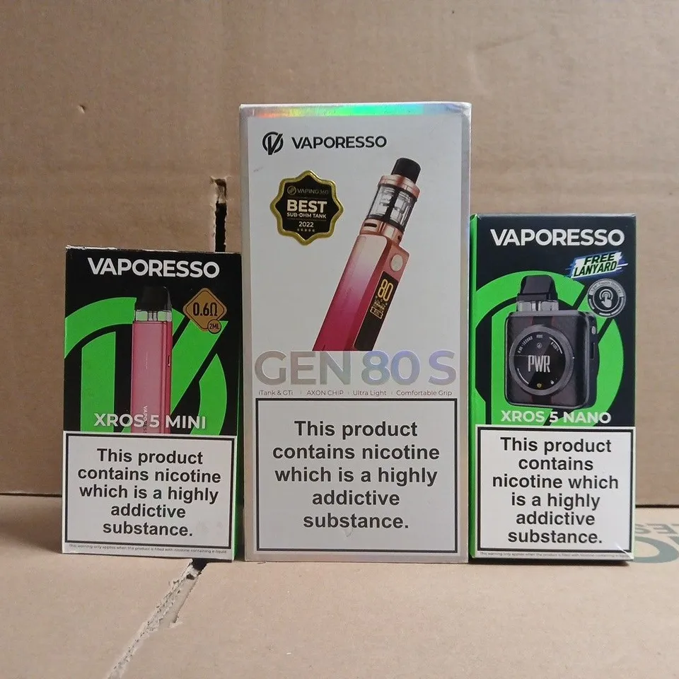APPROXIAMTELY 15 ASSORTED VAPING PRODUCTS TO INCLUDE VAPORESSO, ETC - COLLECTION ONLY
