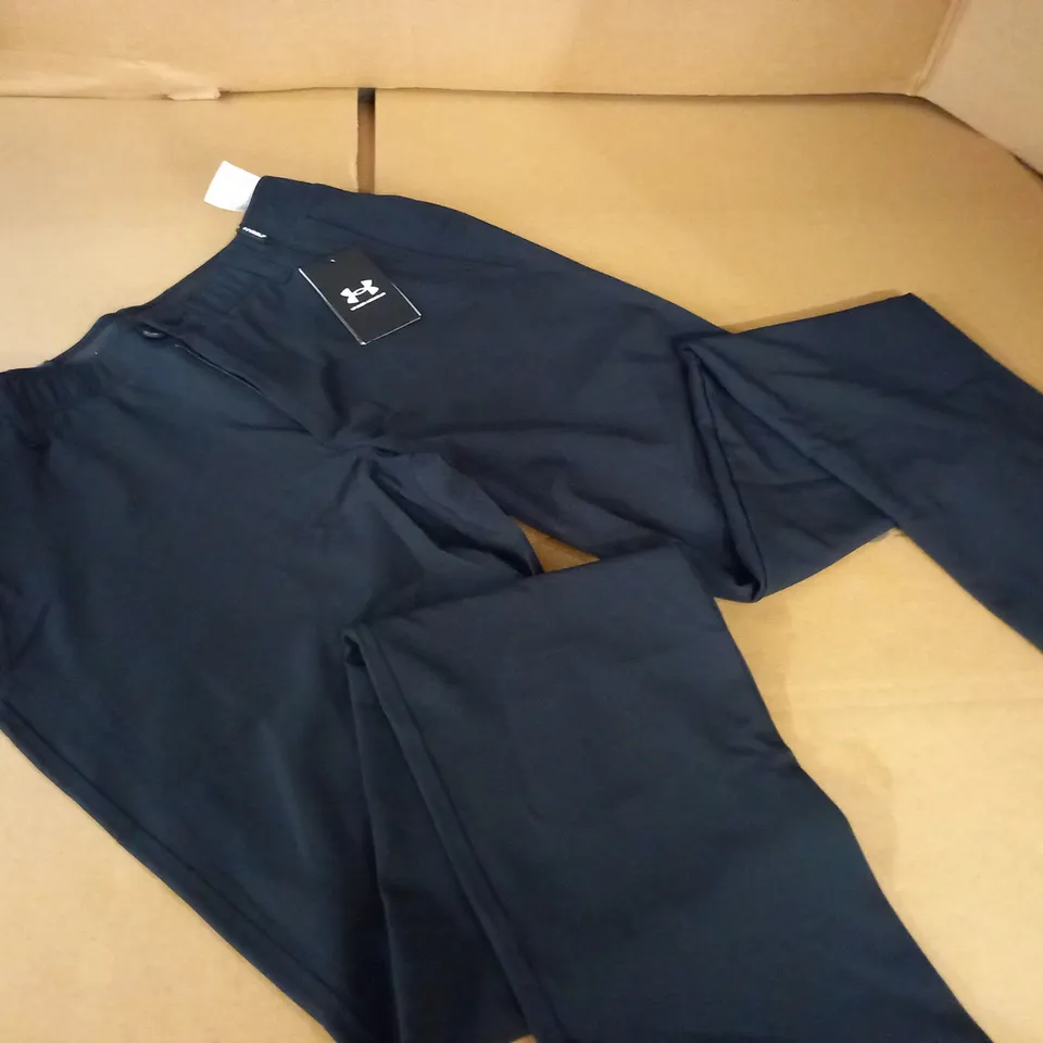 UNDER ARMOUR GOLF SLIM TAPER TROUSERS - 32 / 30