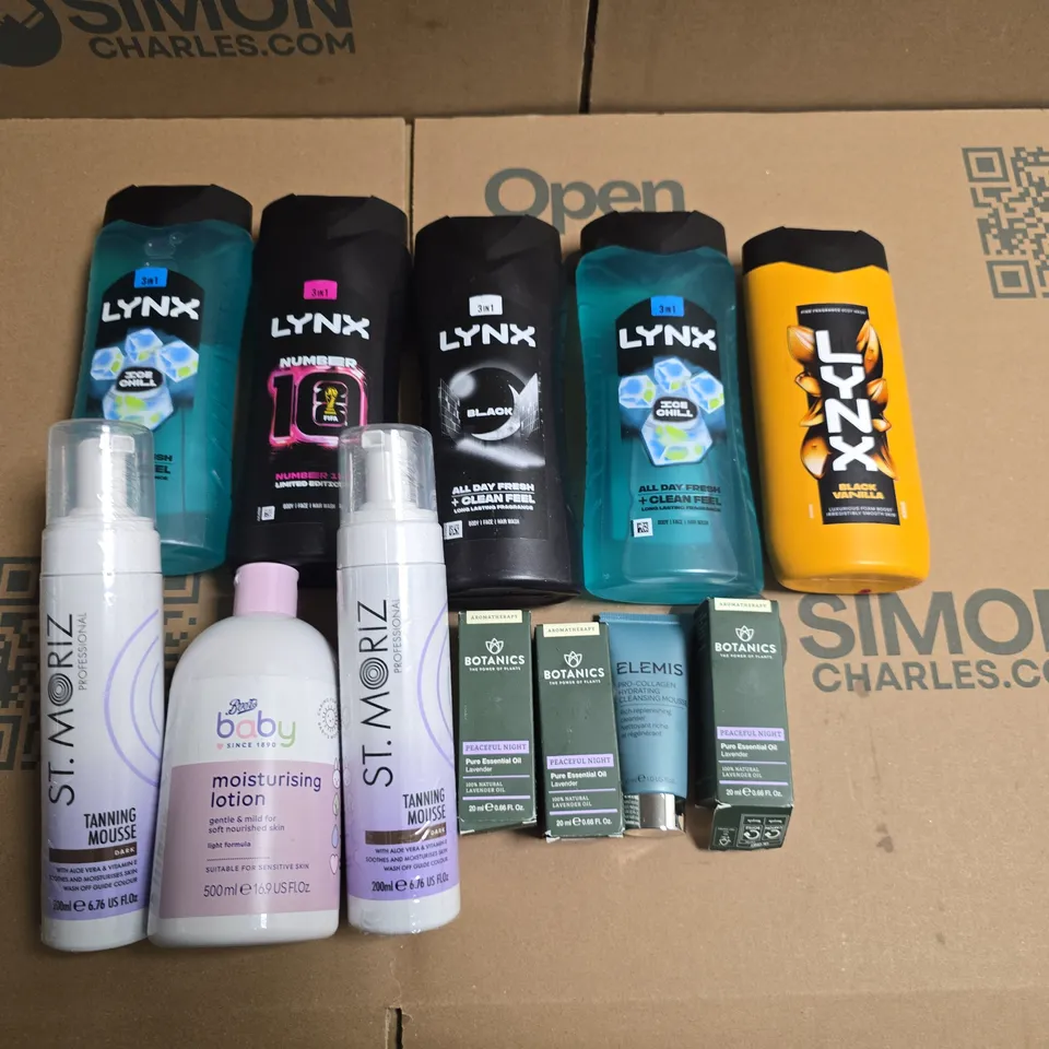 LOT OF APPROXIMATELY 17 ASSORTED HEALTH AND BEAUTY ITEMS TO INCLUDE LYNX BODY WASH AND BOOTS MOISTURISING LOTION
