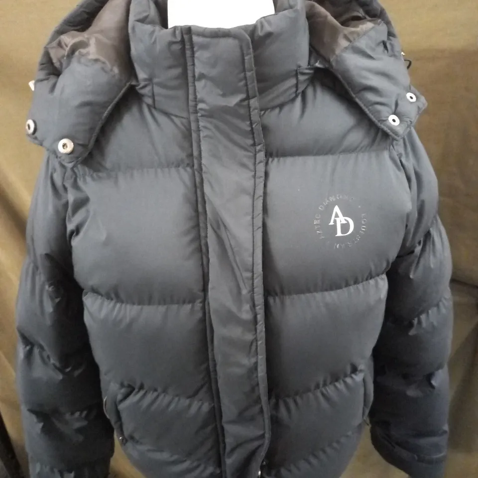 AZTEC DIAMOND BUBBLE COAT SIZE S