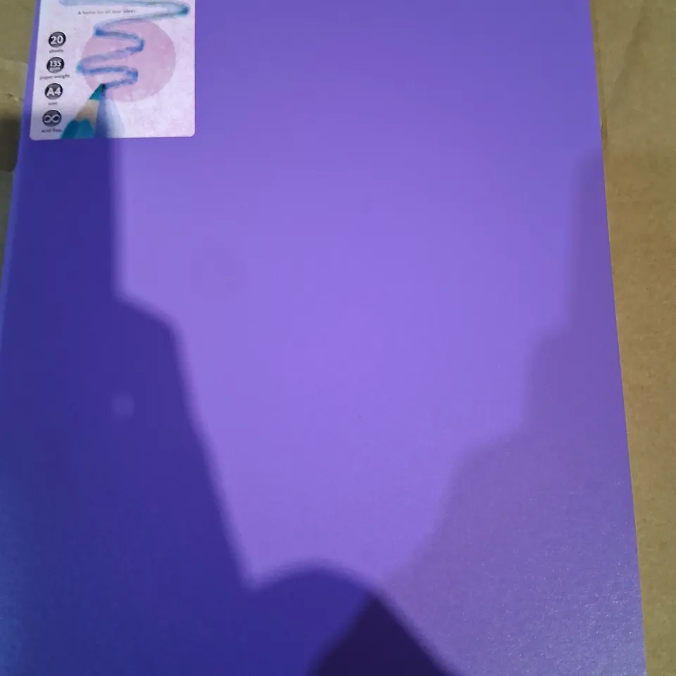 APPROXIMATELY 33 BRAND NEW A4 SKETCH BOOKS 20 SHEETS PER BOOK 135GSM PAPER WEIGHT ACID FREE
