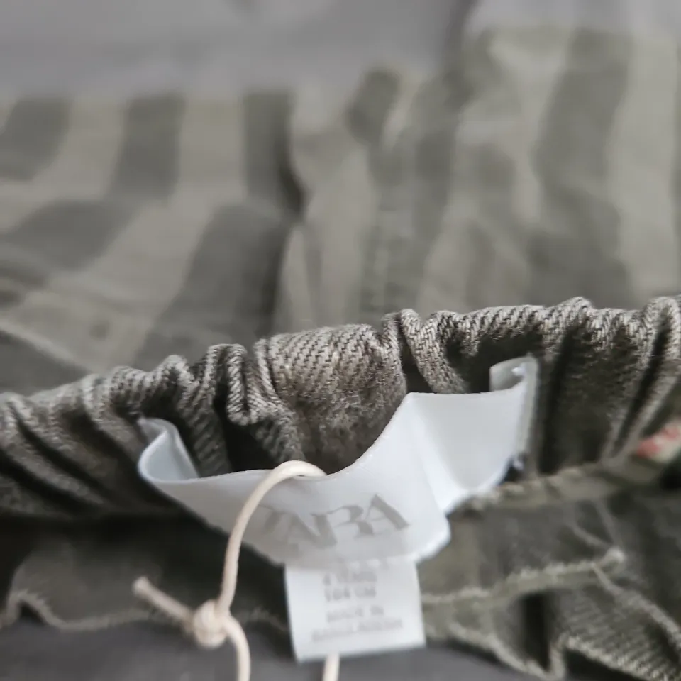 ZARA KIDS STRIPED TROUSERS – SIZE 4 YRS 