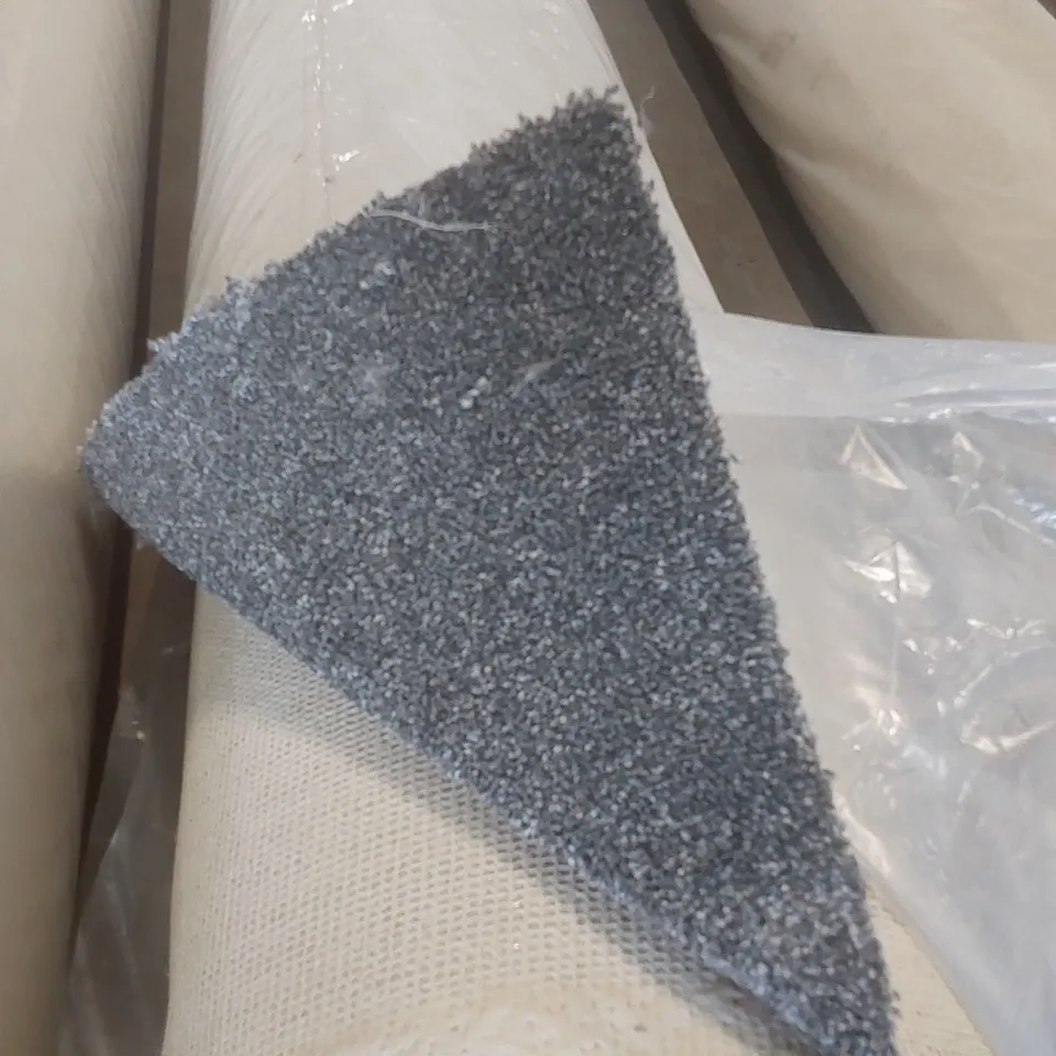 ROLL OF QUALITY EC FREEDOM XTRA SOOT CARPET // APPROX SIZE: 5 X 8m