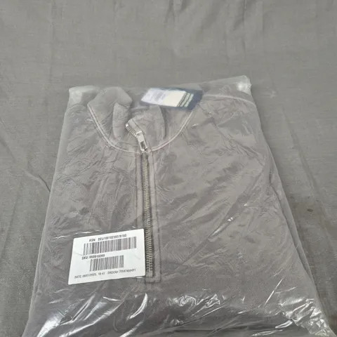 BAGGED ABERCROMBIE AND FITCH 1/4 ZIP HOODIE SIZE M