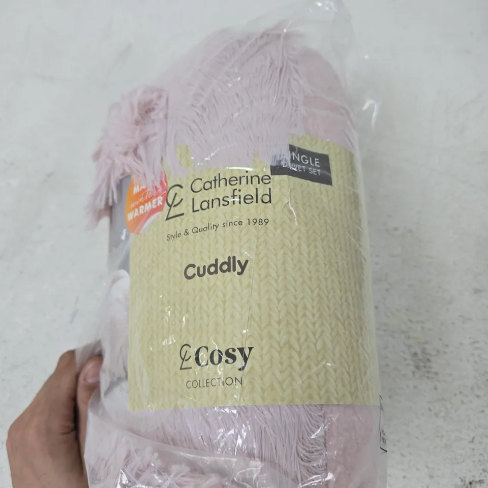 CATHERINE LANSFIELD CUDDLY COSY COLLECTION PINK PLUSH SINGLE BEDDING SET