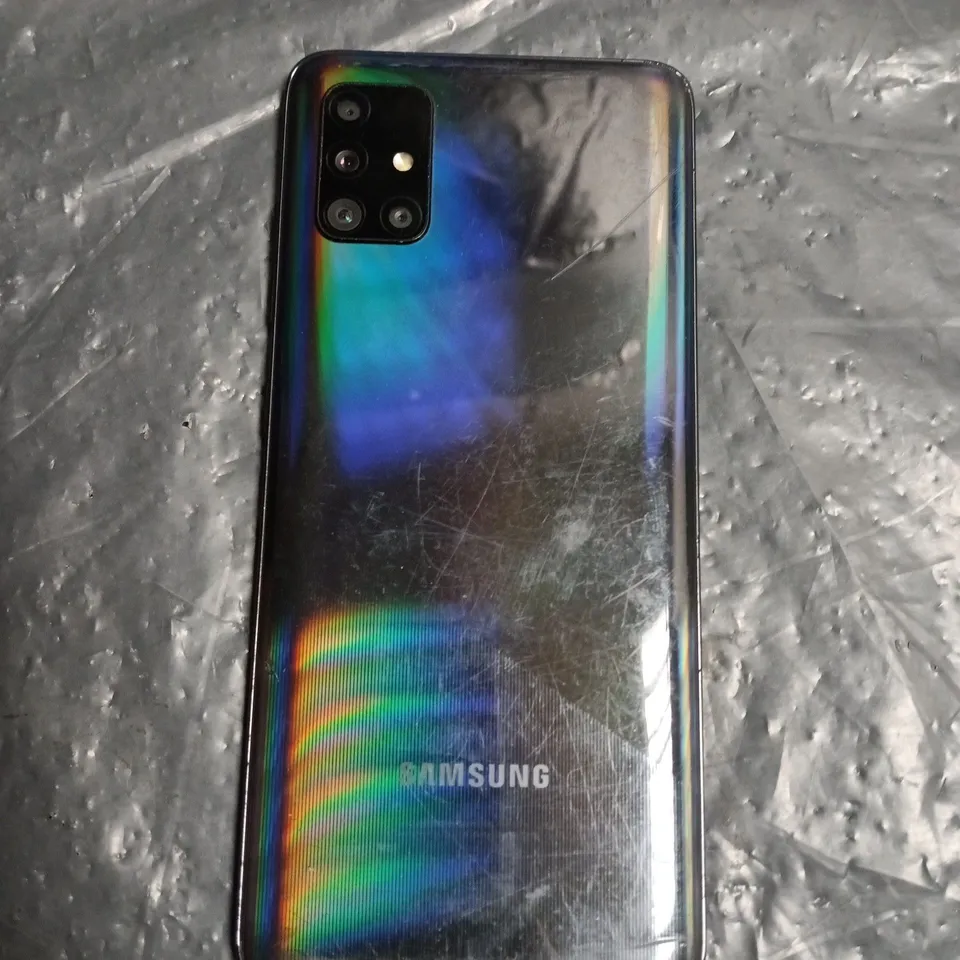 SAMSUNG MOBILE SMARTPHONE - MODEL UNSPECIFIED