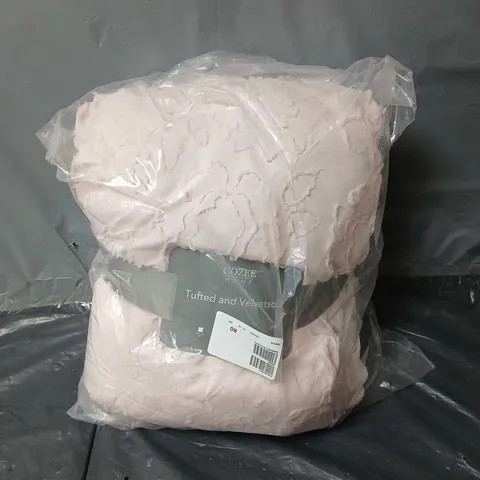 COZEE HOME TUFTED AND VELVETSOFT DOUBLE DUVET SET IN PINK