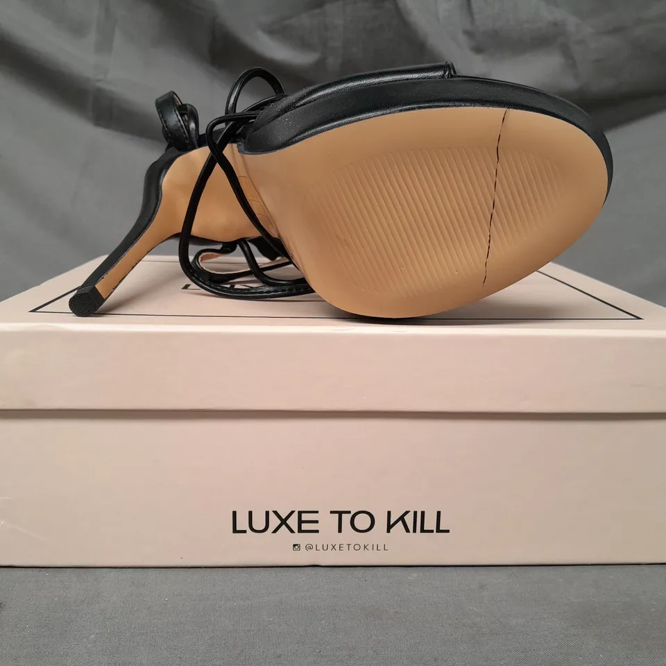 BOXED PAIR OF LUXE TO KILL OPEN TOE HIGH HEEL STRAPPY SANDALS IN BLACK SIZE 5