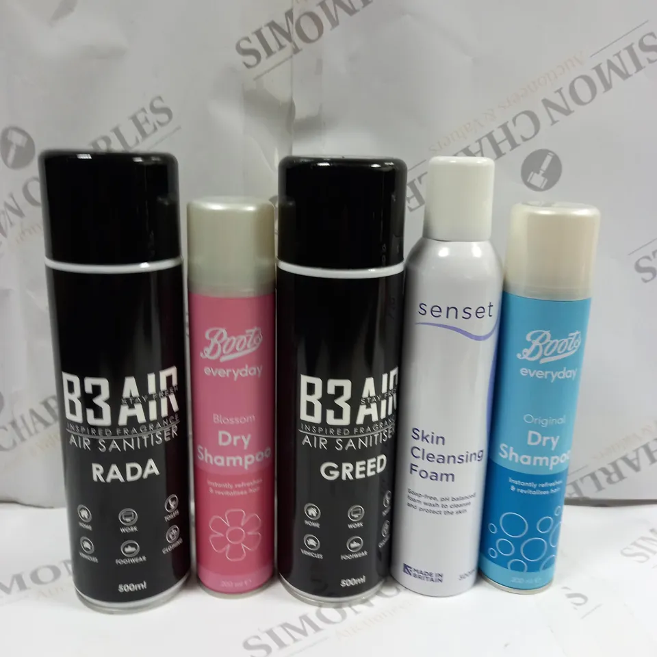 BOX OF APPROX 20 ASSORTED AEROSOLS TO INCLUDE B3 AIR SANITISER, BOOTS DRY SHAMPOO, SENSET CLEANSING FOAM - COLLECTION ONLY