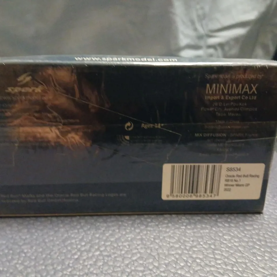 SPARK ORACLE RED BULL RACING RB18 MODEL CAR – MIAMI GP 2022, BOXED