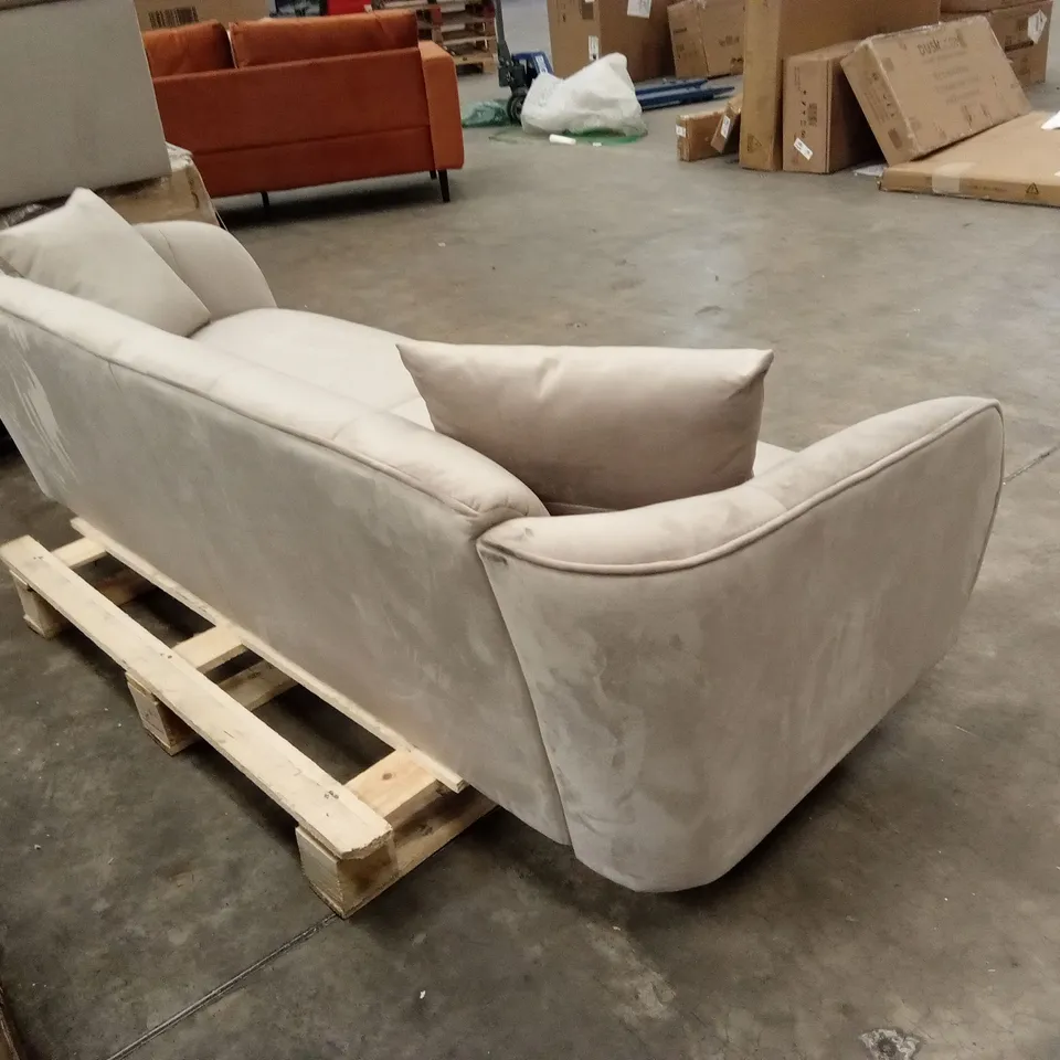LOREN 3 SEATER SOFA, CHAMPAGNE CLASSIC VELVET