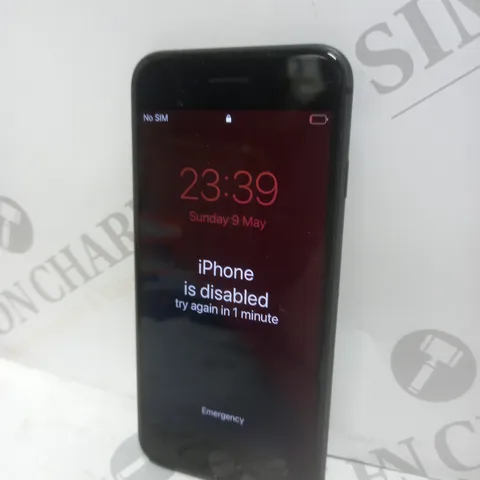 APPLE IPHONE SE SMARTPHONE IN BLACK