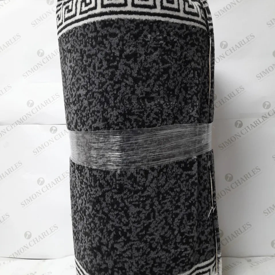 UNBRANDED LONG LENGTH CARPET ROLL IN BLACK DESIGN - LENGTH UNSPECIFIED 