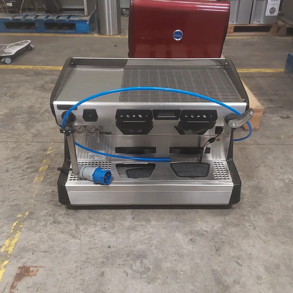 RANCILIO CLASSE 7 COMMERCIAL 2 GROUP COFFEE MACHINE
