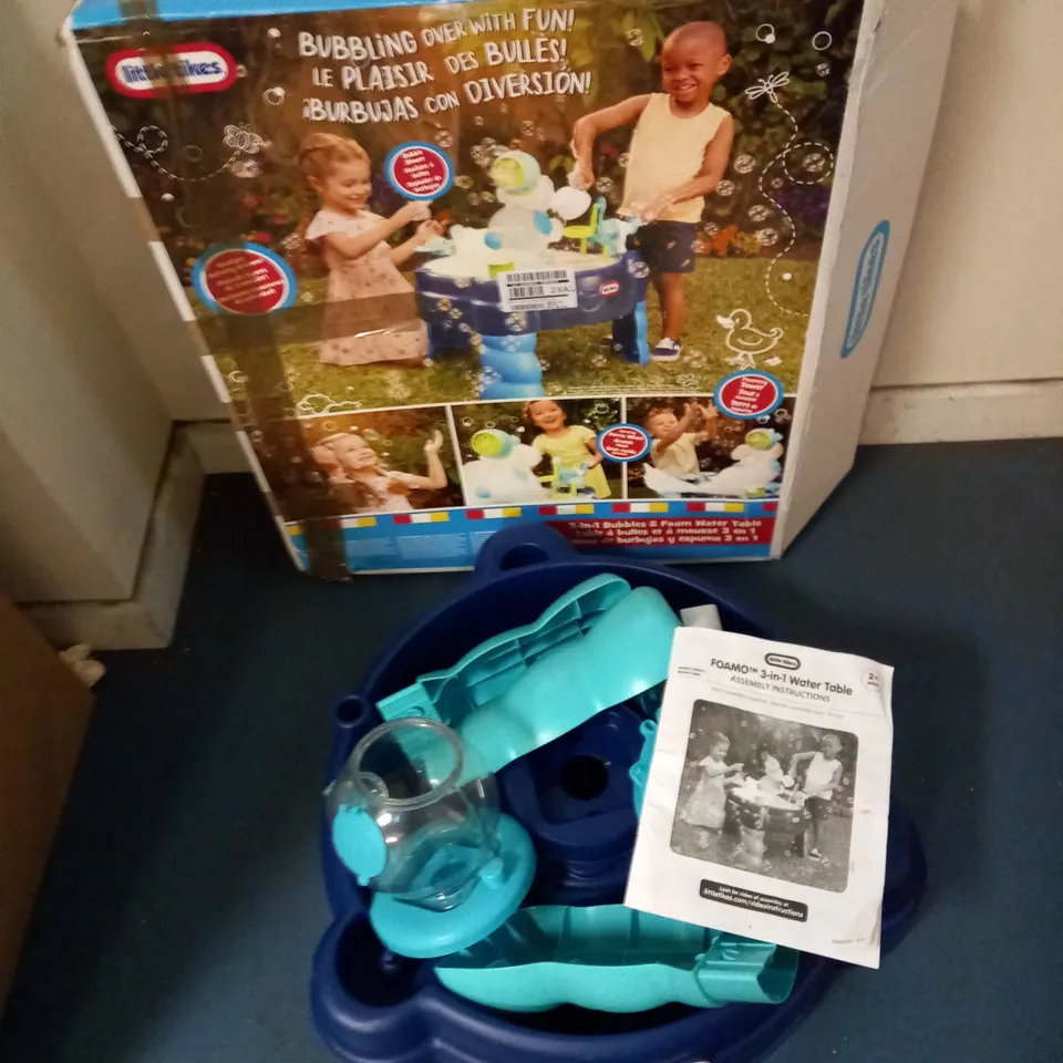 BOXED LITTLE TIKES FOAMO 3-IN-1 WATER TABLE WITH TOYS, ACCESSORIES AND INSTRUCTIONS RRP £159.98