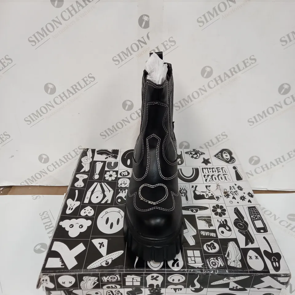 BOXED PAIR OF KOI RIVIERA VEGAN CHUNKY WESTERN BOOTS - BLACK, SIZE 3 